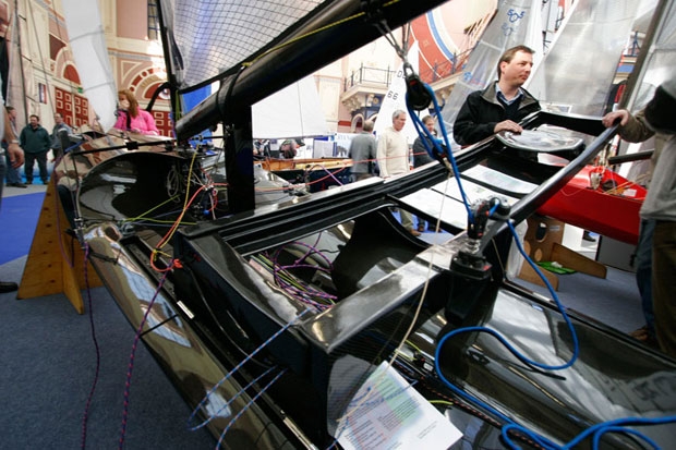 Asymmetric Canoe Jet 